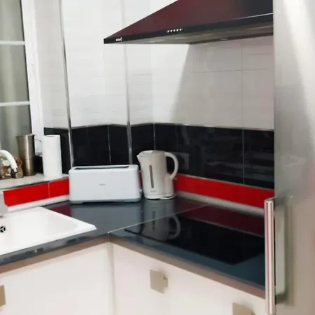 Appartamento Modern Spacious In Center Of *